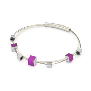 Armband speelse kubusjes paars A257P