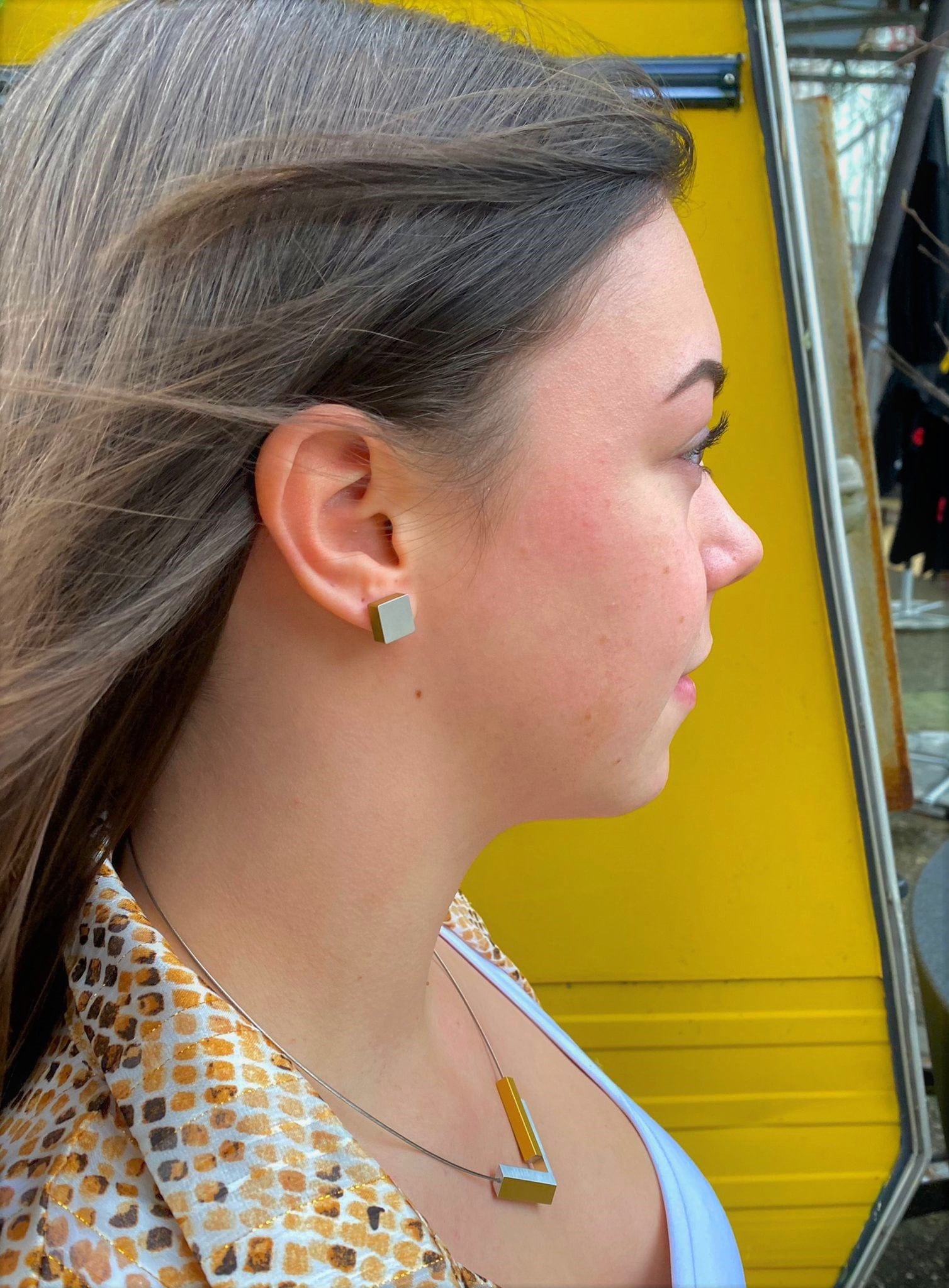 VIEF Gold-coloured Earrings | O15G